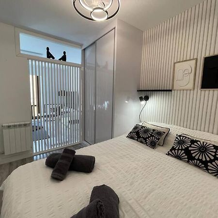 Urban Home By Unique Rooms Burgo Екстериор снимка
