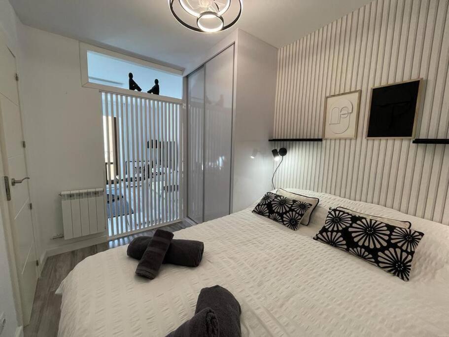 Urban Home By Unique Rooms Burgo Екстериор снимка