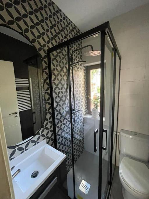 Urban Home By Unique Rooms Burgo Екстериор снимка